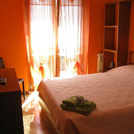 Au Montfleury Apartment Aosta Bagian luar foto