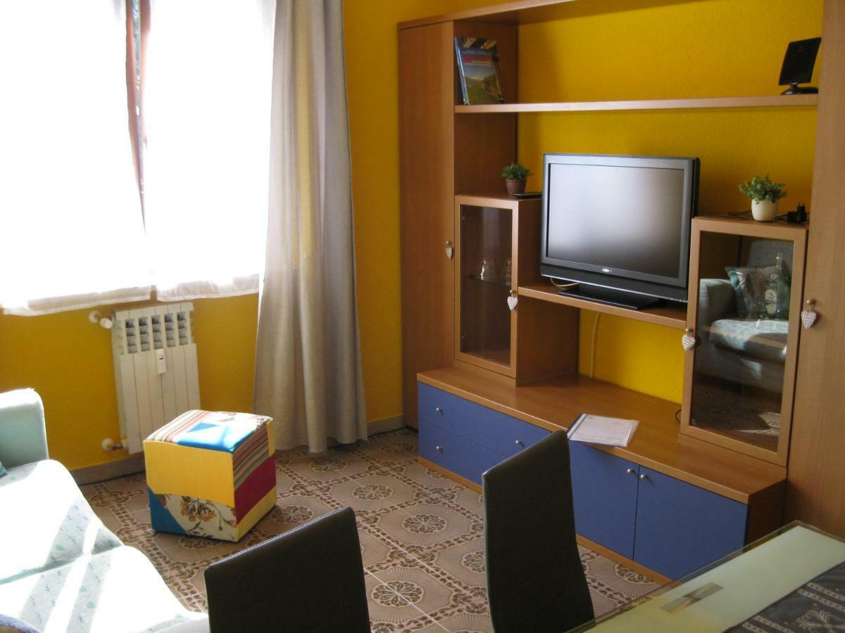 Au Montfleury Apartment Aosta Bagian luar foto