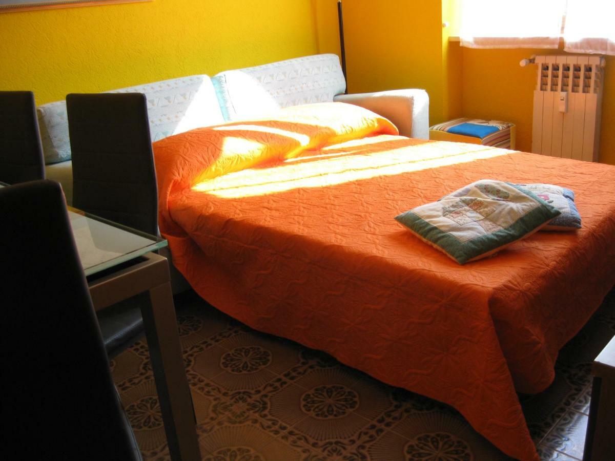 Au Montfleury Apartment Aosta Bagian luar foto